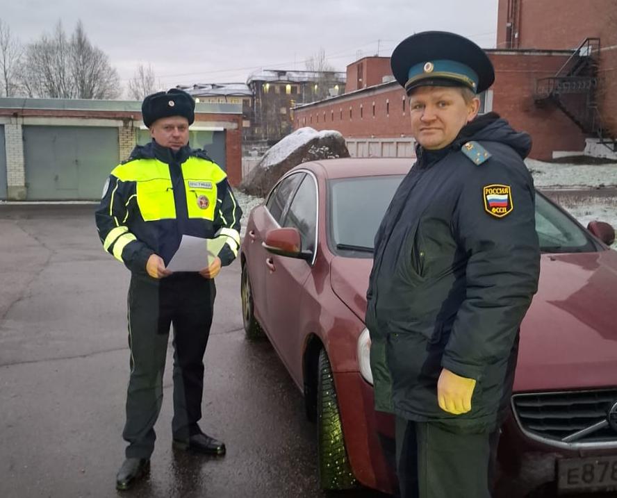 Водитель из Выборга задолжал по штрафам ГИБДД 78 тысяч рублей