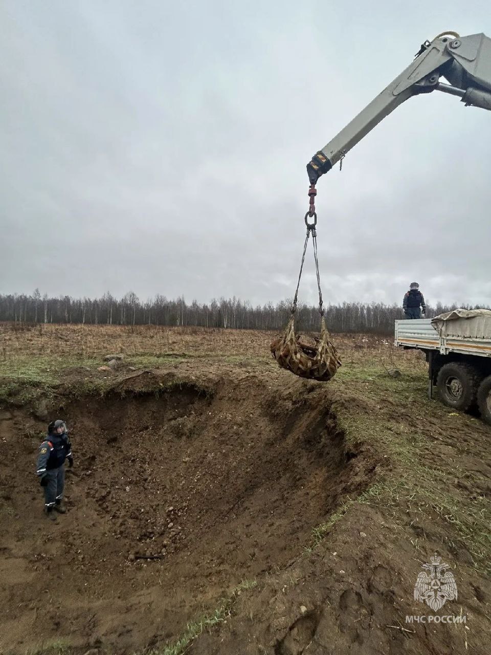 Эхо войны: сотрудники МЧС обезвредили 8 авиабомб и 102 противотанковые мины времен Великой Отечественной войны в Ленинградской области Эхо войны: сотрудники МЧС обезвредили 8 авиабомб и 102 противотанковые мины времен Великой Отечественной войны в Ленинградской области