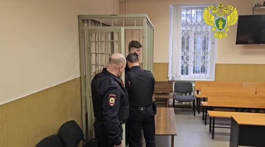 Сланцевской городской прокуратурой поддержано ходатайство следственного органа об избрании меры пресечения в отношении местного жителя 2002 года рождения, обвиняемого в истязании несовершеннолетних