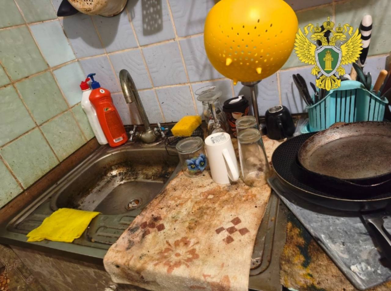 В рамках проведения проверки соблюдения прав и законных интересов несовершеннолетних органами системы профилактики Сланцевского района проведено обследование условий жизни несовершеннолетних, решается вопрос о привлечении... В рамках проведения проверки соблюдения прав и законных интересов несовершеннолетних органами системы профилактики Сланцевского района проведено обследование условий жизни несовершеннолетних, решается вопрос о привлечении...