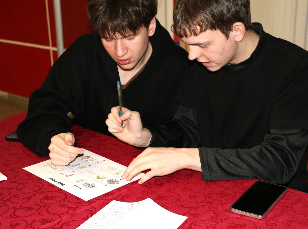 ДЕНЬ КОНСТИТУЦИИ РОССИИ. 12 декабря территориальные избирательные комиссии 47 региона провели мероприятия с молодёжью, посвящённые основному закону страны ДЕНЬ КОНСТИТУЦИИ РОССИИ. 12 декабря территориальные избирательные комиссии 47 региона провели мероприятия с молодёжью, посвящённые основному закону страны