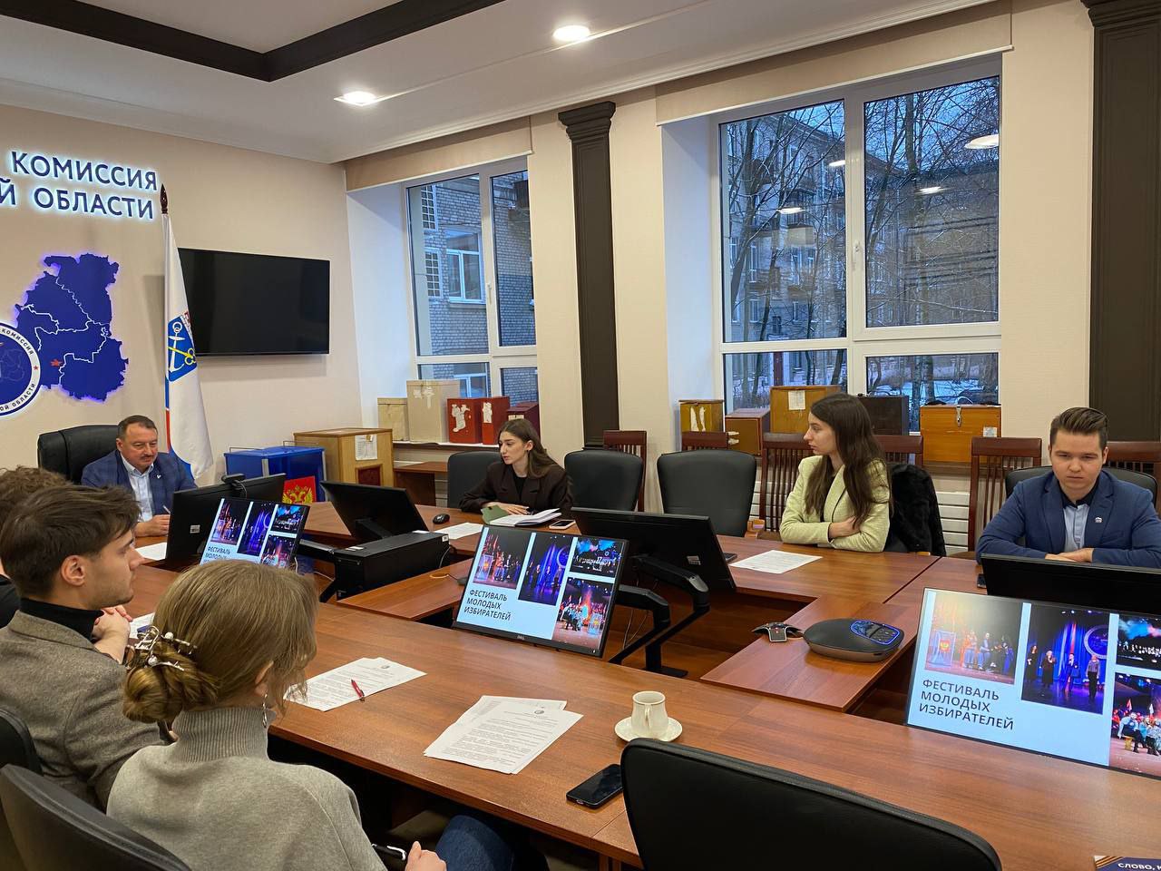 Михаил Лебединский, председатель Леноблизбиркома встретился с молодёжной избирательной комиссией 47 региона в рамках подведения итогов их деятельности в 2025 году Михаил Лебединский, председатель Леноблизбиркома встретился с молодёжной избирательной комиссией 47 региона в рамках подведения итогов их деятельности в 2025 году