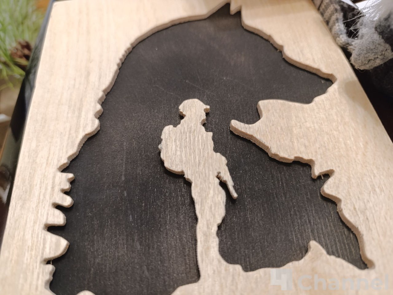 Дети Ленинградской области подготовили новогодние открытки и подарки для участников специальной военной операции Дети Ленинградской области подготовили новогодние открытки и подарки для участников специальной военной операции