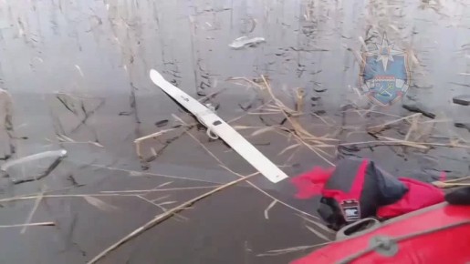 В Сланцевском районе нашли тела двух пропавших рыбаков на озере Самро