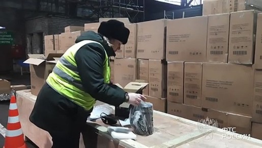 В Петербурге на таможне выявили 3 тысячи незадекларированных чайников