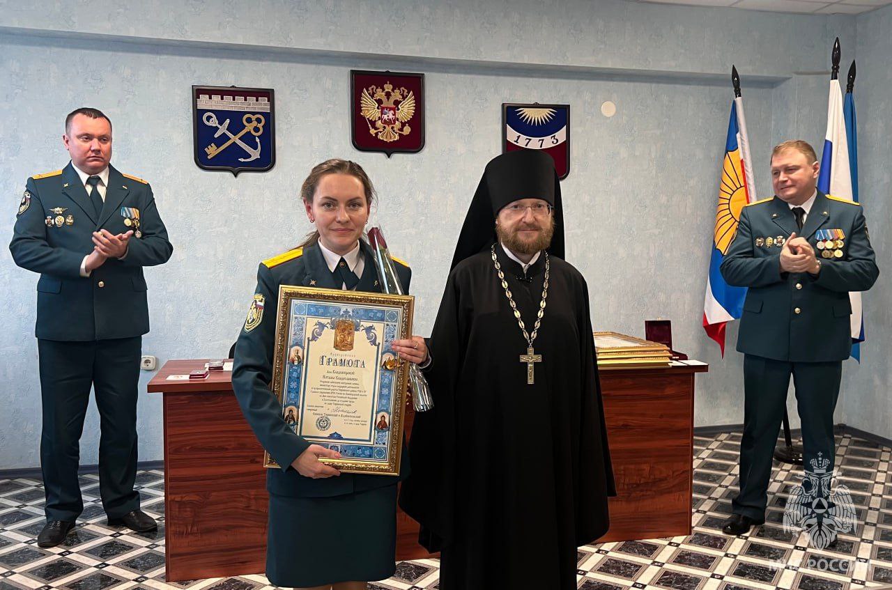 В Ленинградской области прошли торжества, посвященные Дню спасателя