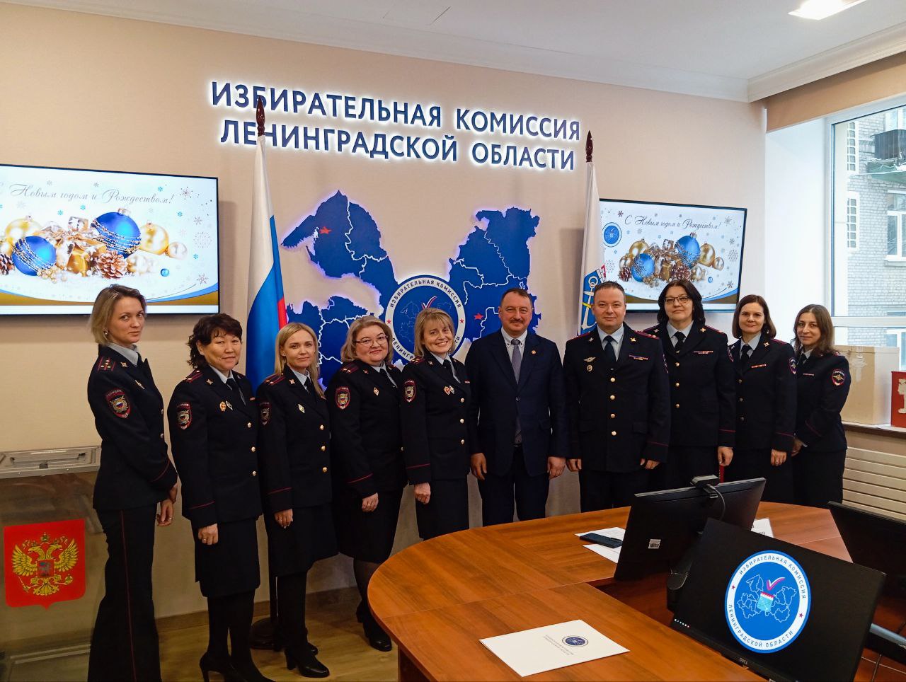 Продолжаются награждения в Леноблизбиркоме