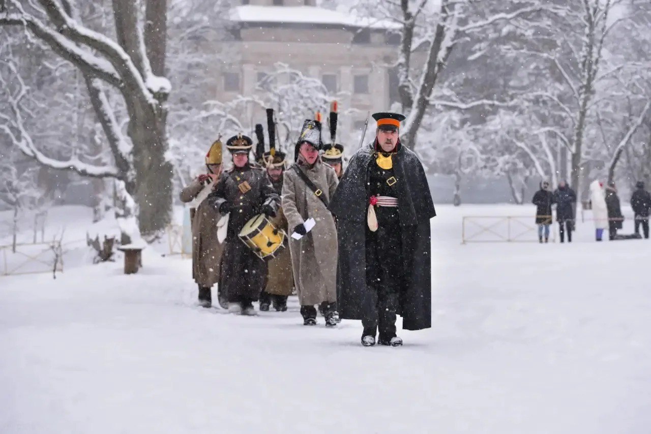 Рождественский манифест: победа 1812 года в Демидовском парке Рождественский манифест: победа 1812 года в Демидовском парке