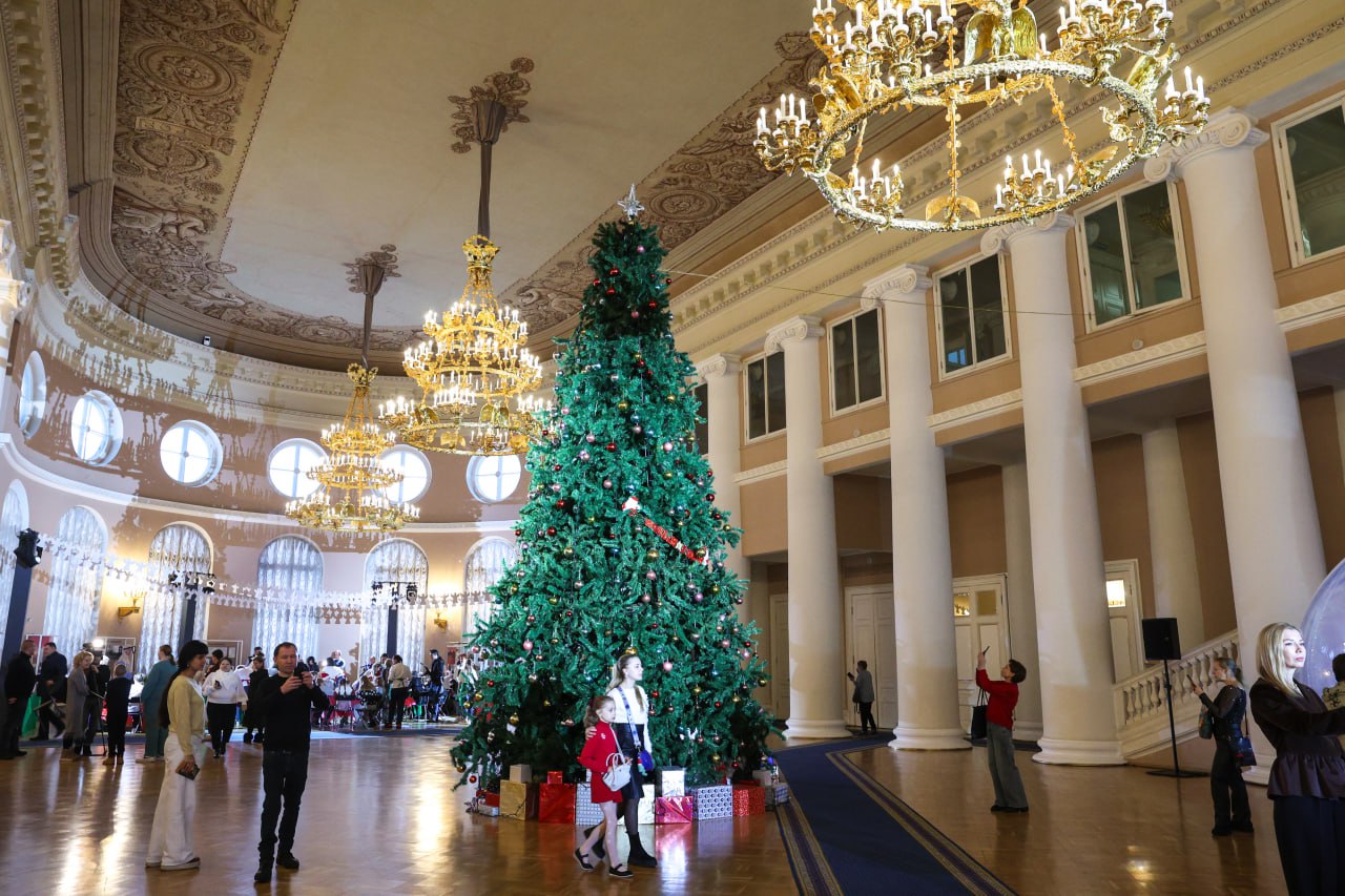 По инициативе Председателя СФ Валентины Матвиенко в Таврическом дворце Санкт-Петербурга организована Рождественская ёлка для детей участников СВО По инициативе Председателя СФ Валентины Матвиенко в Таврическом дворце Санкт-Петербурга организована Рождественская ёлка для детей участников СВО
