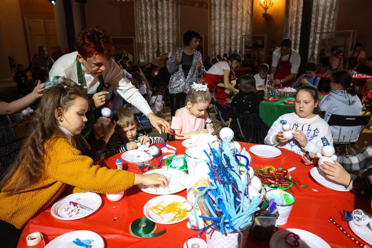 По инициативе Председателя СФ Валентины Матвиенко в Таврическом дворце Санкт-Петербурга организована Рождественская ёлка для детей участников СВО По инициативе Председателя СФ Валентины Матвиенко в Таврическом дворце Санкт-Петербурга организована Рождественская ёлка для детей участников СВО