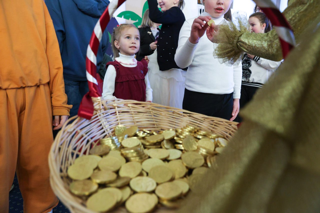 По инициативе Председателя СФ Валентины Матвиенко в Таврическом дворце Санкт-Петербурга организована Рождественская ёлка для детей участников СВО По инициативе Председателя СФ Валентины Матвиенко в Таврическом дворце Санкт-Петербурга организована Рождественская ёлка для детей участников СВО