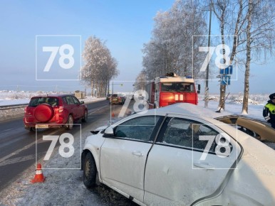 Две женщины погибли в ДТП под Гатчиной