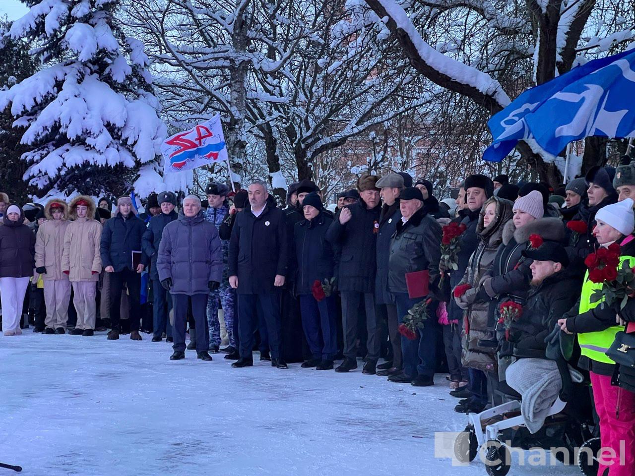 В Тихвине зажгли Огонь Памяти на мемориале «Слава Героям» В Тихвине зажгли Огонь Памяти на мемориале «Слава Героям»