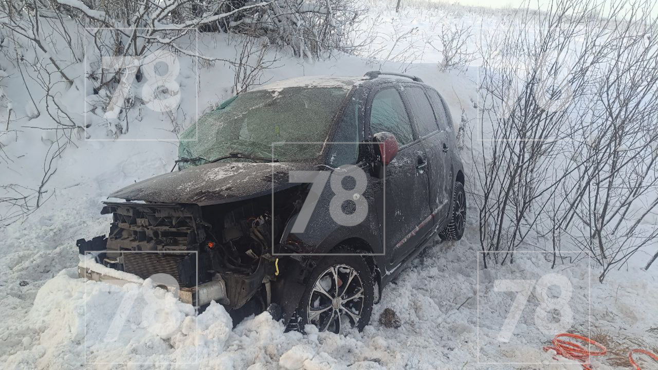 Один человек погиб, еще пятеро пострадали в ДТП на трассе «Зуево — Новая Ладога»
