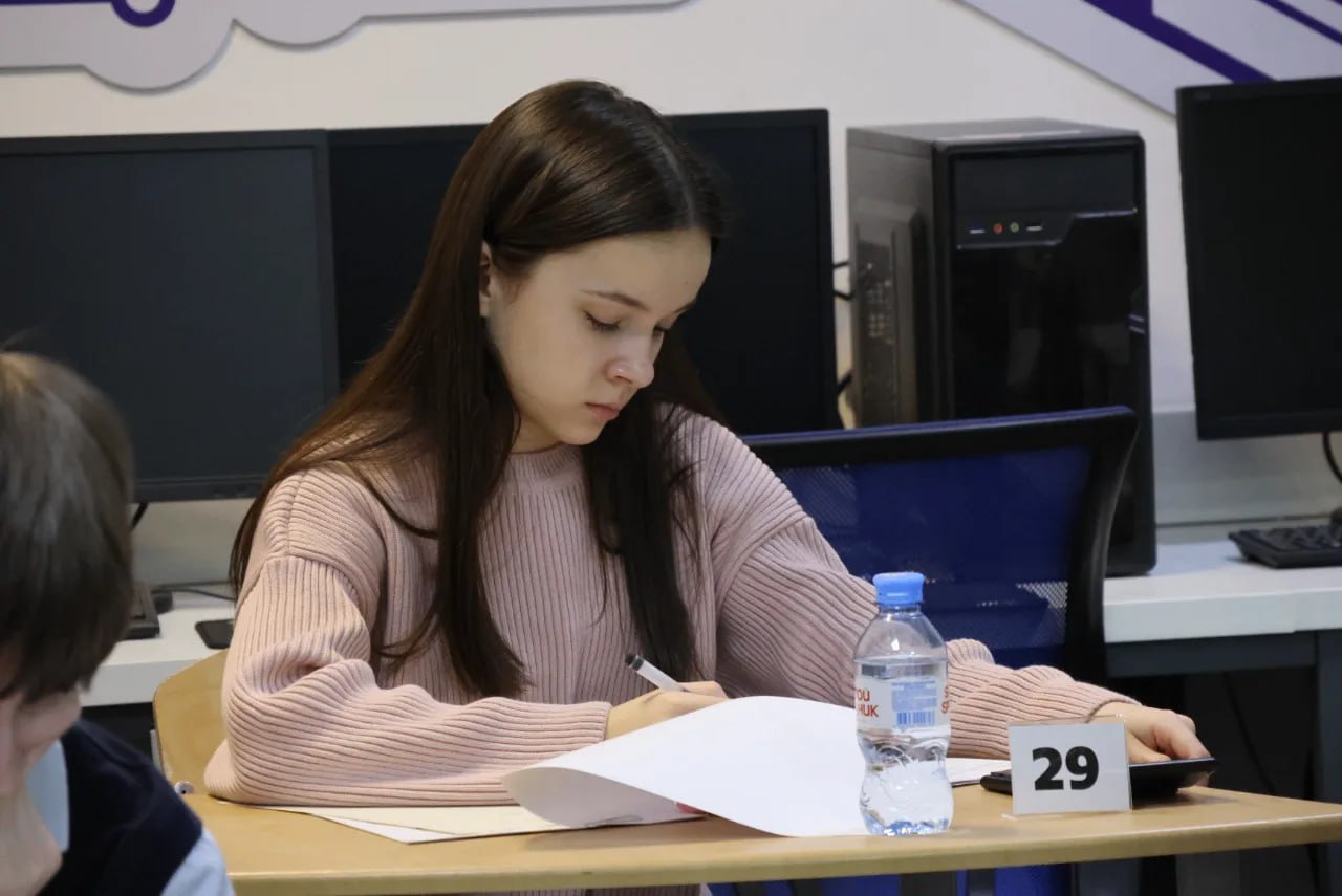 Более 2,5 тысяч старшеклассников Ленинградской области примут участие в региональном этапе Всероссийской олимпиады школьников, который стартовал сегодня