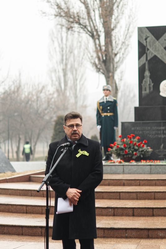 В Бишкеке почтили память защитников и жителей блокадного Ленинграда