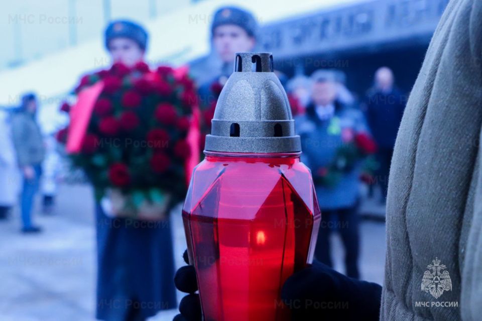 Никто не забыт и ничто не забыто! 18 января 1943 года в результате операции «Искра» ударные группировки Ленинградского и Волховского фронтов прорвали блокаду и восстановили связь осажденного города с Большой землей