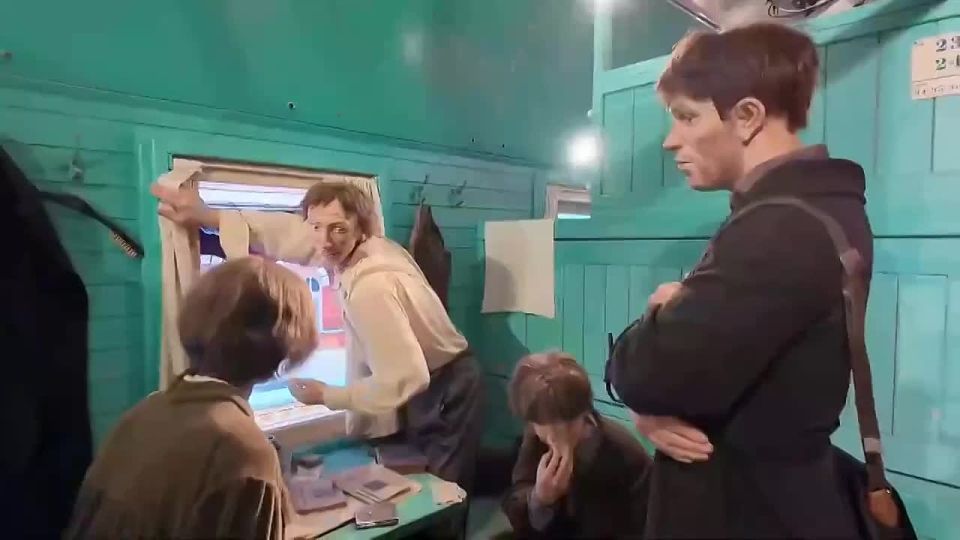 В дни прорыва блокады Поезд Победы встречают в Гатчине и Луге