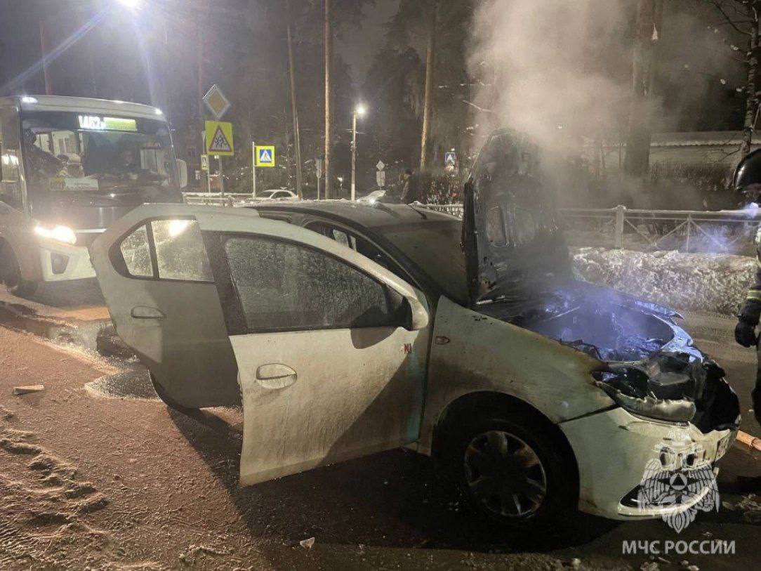 ВО ВСЕВОЛОЖСКЕ ЛИКВИДИРОВАЛИ ВОЗГОРАНИЕ АВТОМОБИЛЯ ВО ВСЕВОЛОЖСКЕ ЛИКВИДИРОВАЛИ ВОЗГОРАНИЕ АВТОМОБИЛЯ