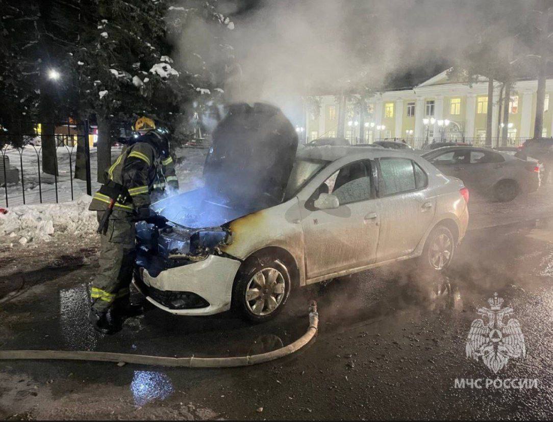 ВО ВСЕВОЛОЖСКЕ ЛИКВИДИРОВАЛИ ВОЗГОРАНИЕ АВТОМОБИЛЯ ВО ВСЕВОЛОЖСКЕ ЛИКВИДИРОВАЛИ ВОЗГОРАНИЕ АВТОМОБИЛЯ