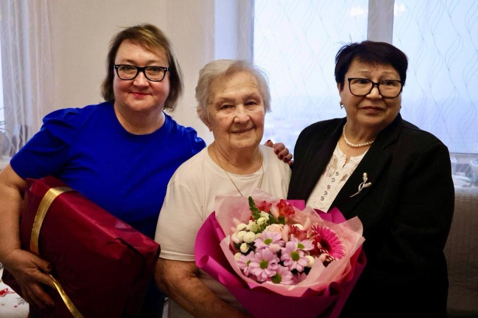 ������ ��������� �� ������� �������� 90-�����