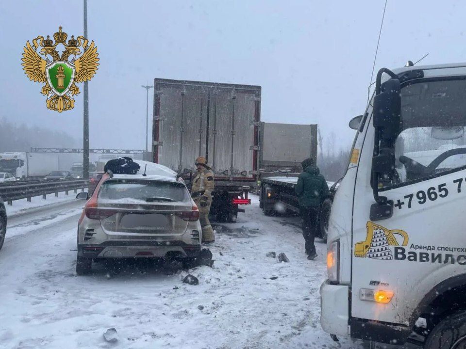 Всеволожская городская прокуратура проводит проверку по факту массового ДТП на КАД