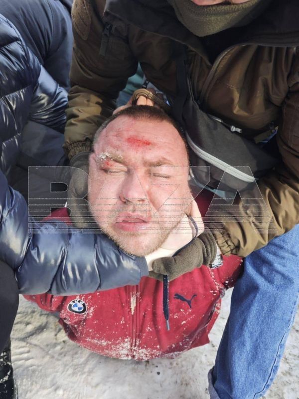 �������, ������� 9-������� ���� ����������, ������ �� ����������� � ��� ����� ��������� ������ � ������ ���� ������� ��������� ��� �����