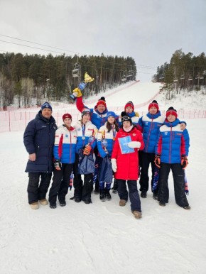 Горнолыжники из Ленобласти победили в командном зачете Спартакиады учащихся России