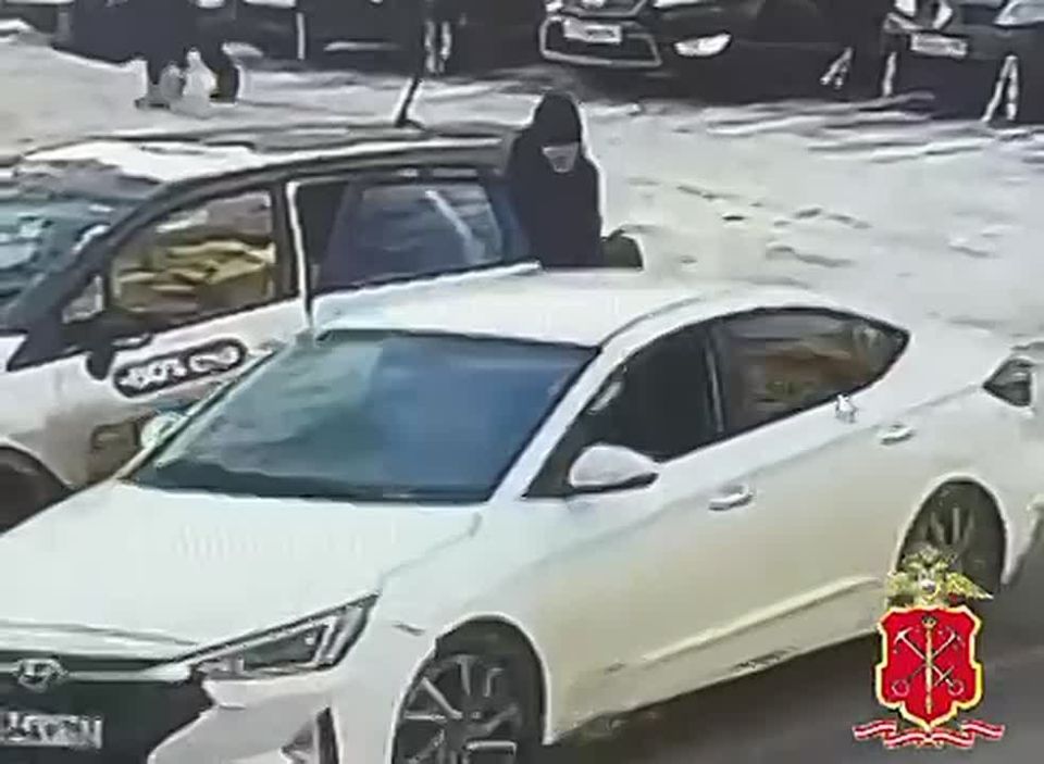 Полиция разыскала водителя «Тойоты», залившего перцовым газом мужчину