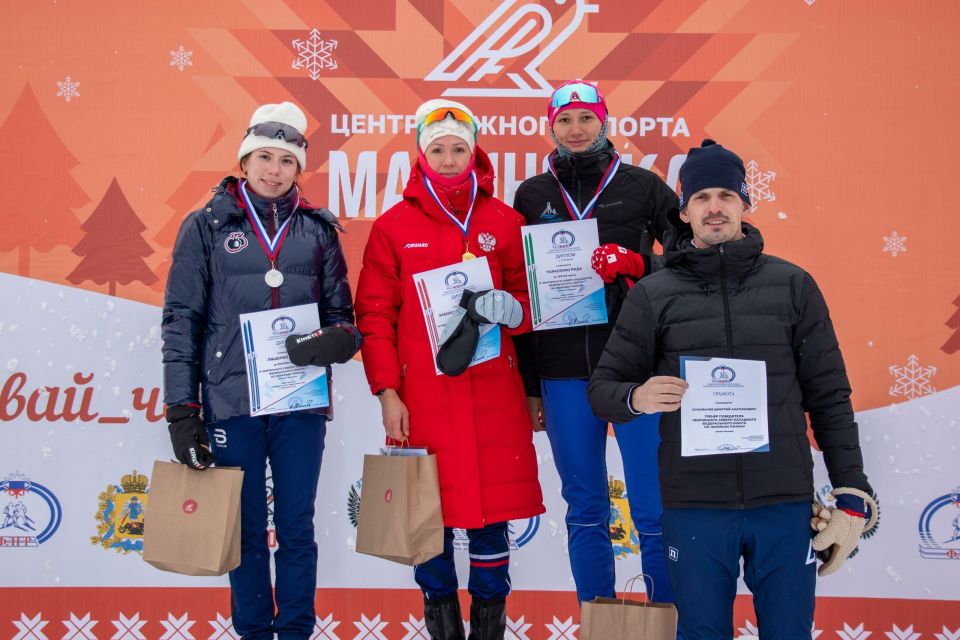 Ленинградские лыжники завоевали 2 золота на чемпионате СЗФО