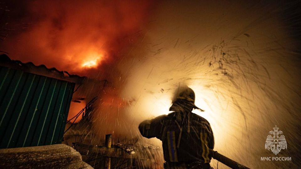 За прошедшую неделю подразделения территориального пожарно-спасательного гарнизона Ленинградской области реагировали на 103 оперативных события: