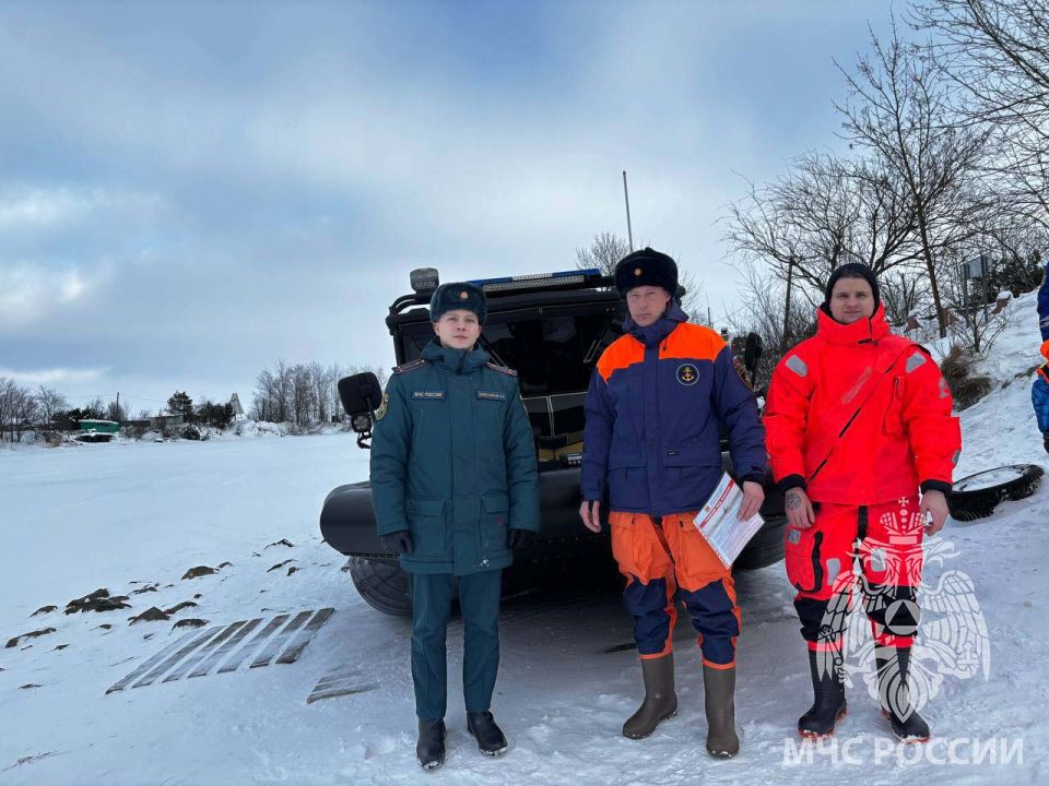 СОВМЕСТНОЕ ПАТРУЛИРОВАНИЕ АКВАТОРИЙ: БЕЗОПАСНОСТЬ НА ЛЬДУ И В БЫТУ