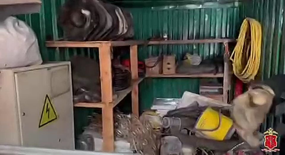 �����������: ������� ��������� 3-��� ������ ���������� �� ��� ������ �� �����-���������� � ������������� ������� ������� ������� ������ �������