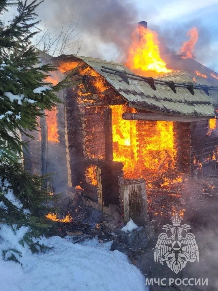 Во Всеволожском районе ликвидирован пожар в бане Во Всеволожском районе ликвидирован пожар в бане