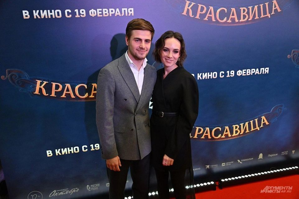 Стася с женихом, Пересильд без бегемотихи Стася с женихом, Пересильд без бегемотихи