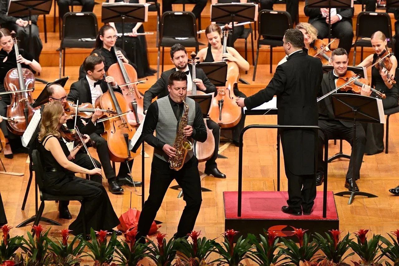 Ленобласть развивает культурное сотрудничество с Китаем: гости из Поднебесной примут участие в фестивалях «Дым над водой» и хоровом Ленобласть развивает культурное сотрудничество с Китаем: гости из Поднебесной примут участие в фестивалях «Дым над водой» и хоровом