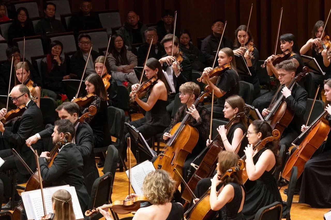 Ленобласть развивает культурное сотрудничество с Китаем: гости из Поднебесной примут участие в фестивалях «Дым над водой» и хоровом Ленобласть развивает культурное сотрудничество с Китаем: гости из Поднебесной примут участие в фестивалях «Дым над водой» и хоровом