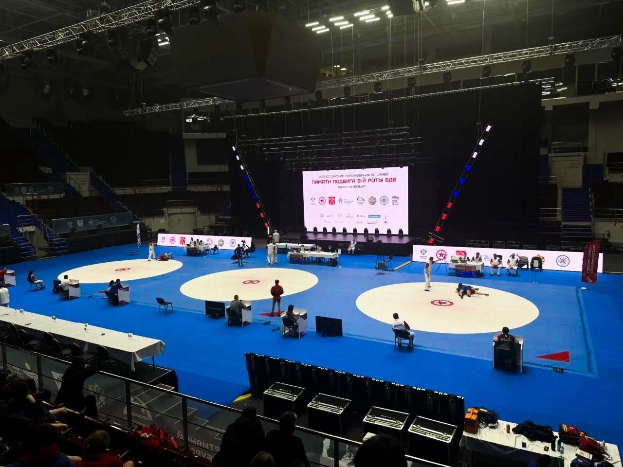 В Санкт-Петербурге представители Следственного комитета России приняли участие в открытии Всероссийских соревнований по самбо, посвященных памяти героев-десантников В Санкт-Петербурге представители Следственного комитета России приняли участие в открытии Всероссийских соревнований по самбо, посвященных памяти героев-десантников