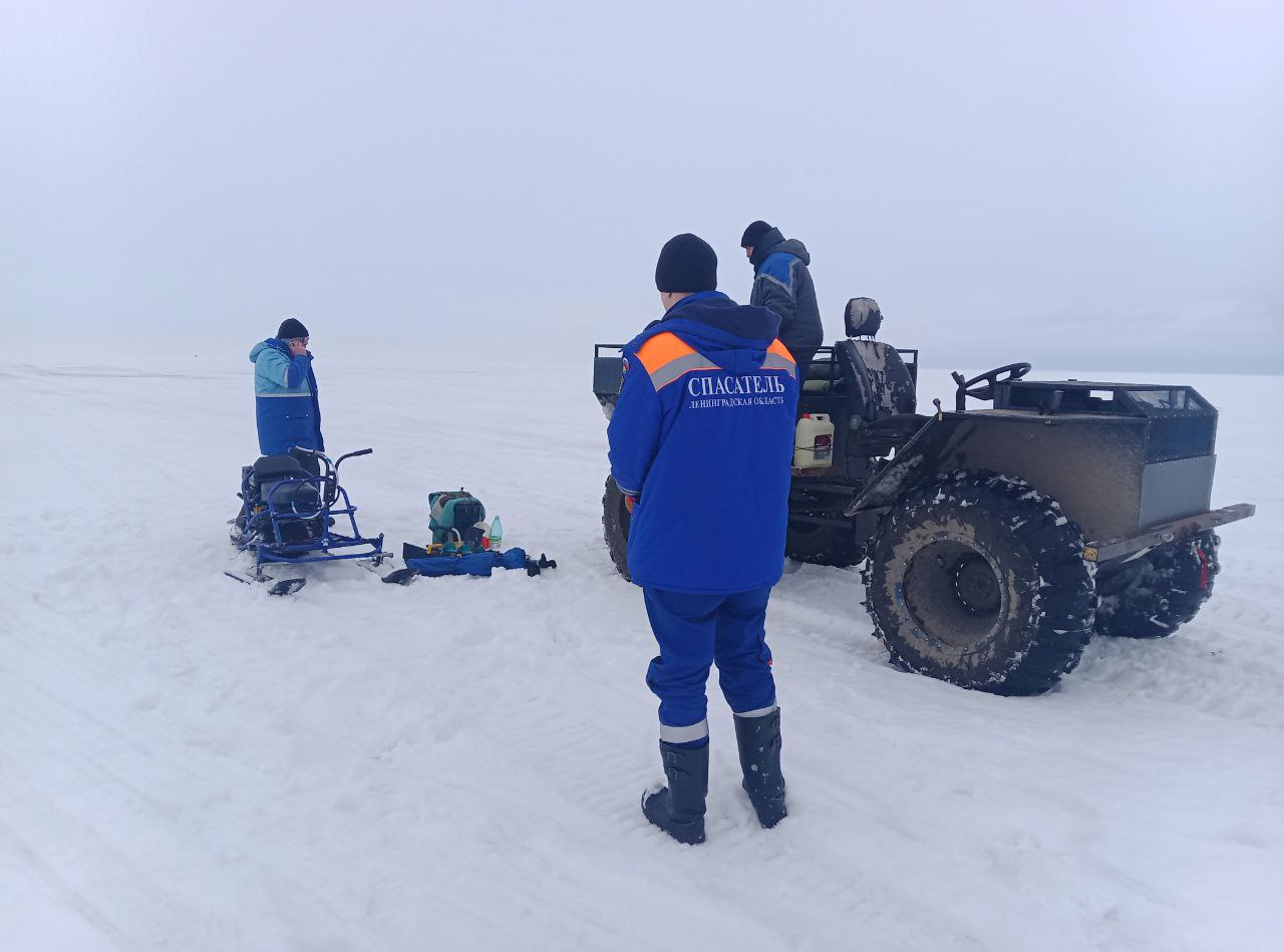 За прошедшие сутки подразделения территориального пожарно-спасательного гарнизона Ленинградской области реагировали на 15 оперативных событий: За прошедшие сутки подразделения территориального пожарно-спасательного гарнизона Ленинградской области реагировали на 15 оперативных событий: