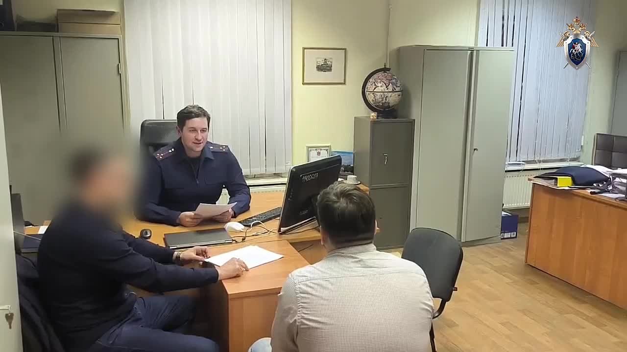 В Санкт-Петербурге должностное лицо организации в сфере железнодорожного строительства задержано по подозрению в получении взятки