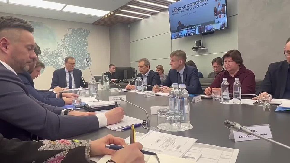 Губернатор Ленинградской области Александр Дрозденко поручил строительному блоку оформить регламент, который позволит усилить дисциплину при строительстве соцобъектов