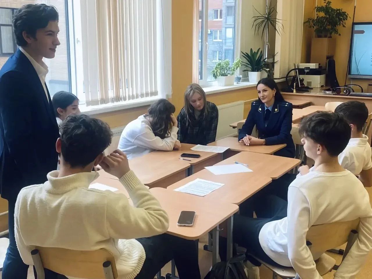 Представители прокуратуры на детском Форуме права в Ленинградской области Представители прокуратуры на детском Форуме права в Ленинградской области