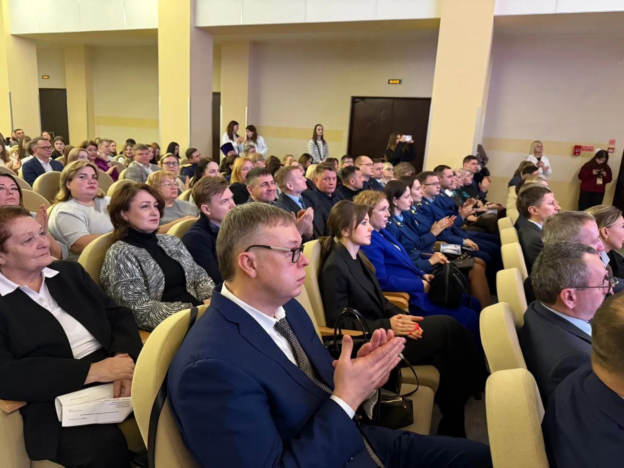 Представители прокуратуры на детском Форуме права в Ленинградской области Представители прокуратуры на детском Форуме права в Ленинградской области