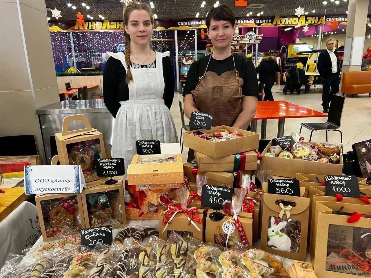 Александр Дрозденко: Если вы развиваете дело в дизайне, музыке, IT, архитектуре, народных промыслах или других креативных направлениях — для вас Ленобласть ввела новую грантовую систему поддержки Александр Дрозденко: Если вы развиваете дело в дизайне, музыке, IT, архитектуре, народных промыслах или других креативных направлениях — для вас Ленобласть ввела новую грантовую систему поддержки