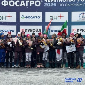 Александр Дрозденко поздравил женскую сборную Ленинградской области со вторым местом на Чемпионате России по лыжным гонкам