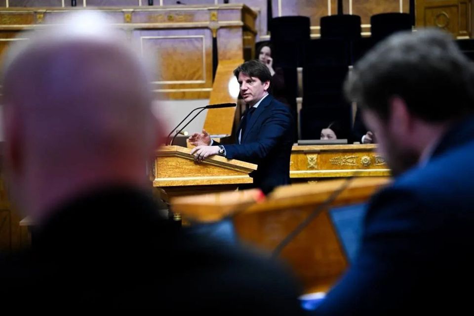 ������������� ������� �������� ������� ������ �� ������ ������������� � ����� �����