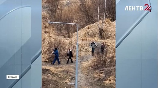 Жители Кудрова в Ленинградской области продолжают делиться фотографиями выгоревших полей