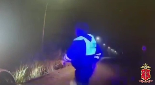 Автоугонщик из Сланцев попал в аварию, пытаясь оторваться от полиции