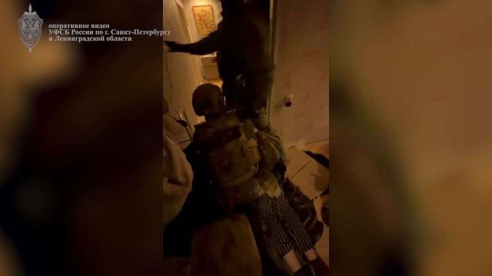 ФСБ задержала подозреваемого в финансировании антироссийской НКО