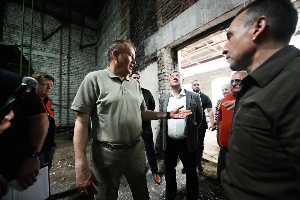 Александр Дрозденко: Возвращаем «Орион» в городскую жизнь Енакиево Александр Дрозденко: Возвращаем «Орион» в городскую жизнь Енакиево
